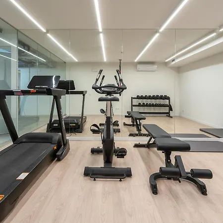 Host Wise - Luxurious & Premium Flat - Pool & Gym Lägenhet