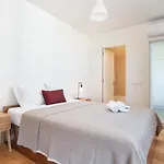 Host Wise - Luxurious & Premium Flat - Pool & Gym * Tavira