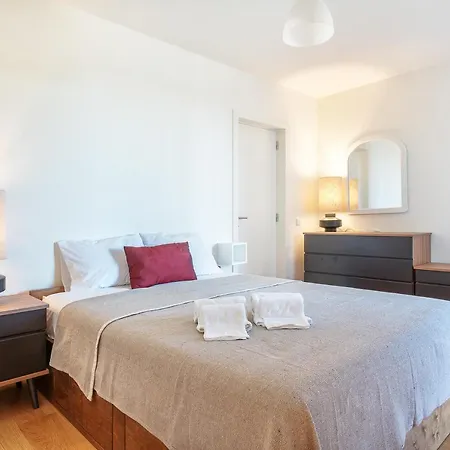Host Wise - Luxurious & Premium Flat - Pool & Gym * Tavira