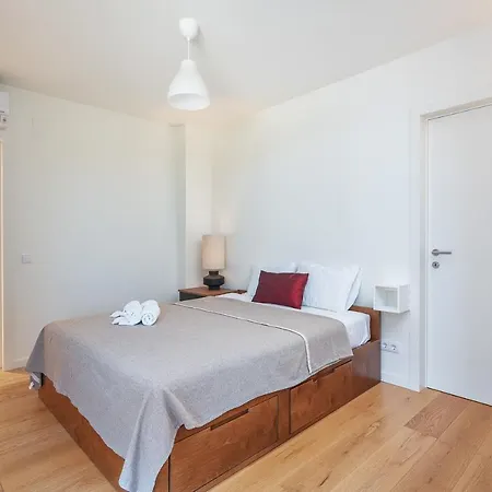Host Wise - Luxurious & Premium Flat - Pool & Gym * Tavira